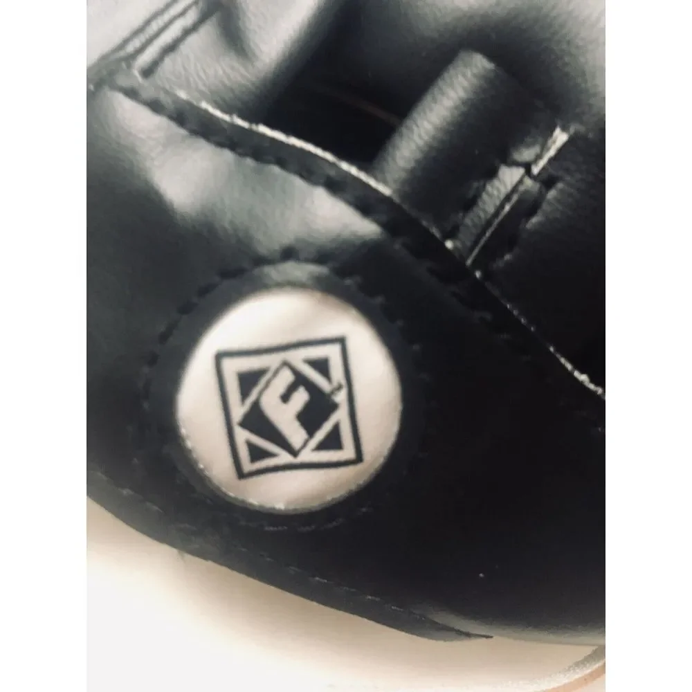 FRANKLIN‎ BASEBALL GLOVE Ready To Play Youth T-Ball 22705 8 1/2